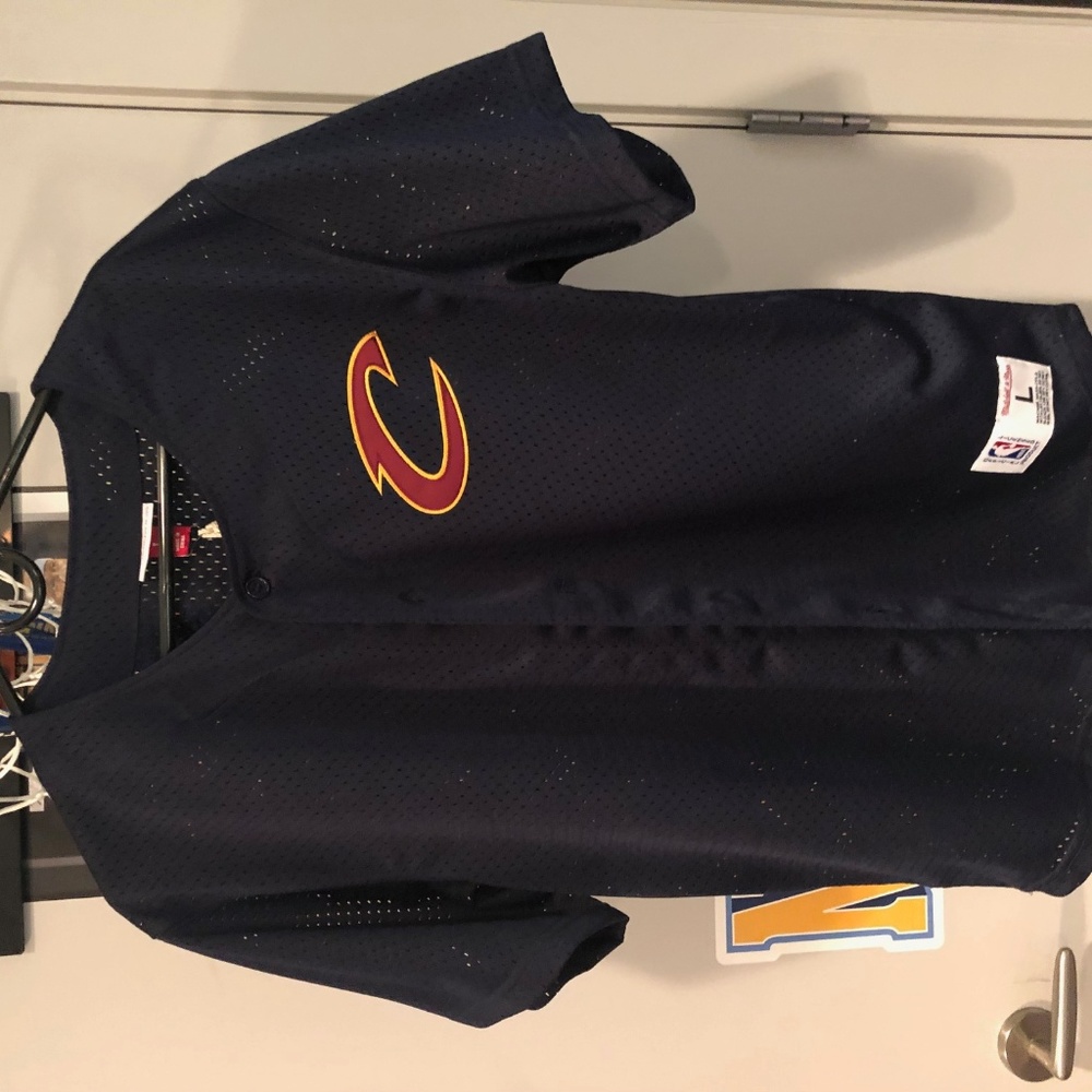 NBA Mitchell & Ness Cleveland Cavs Baseball Jersey